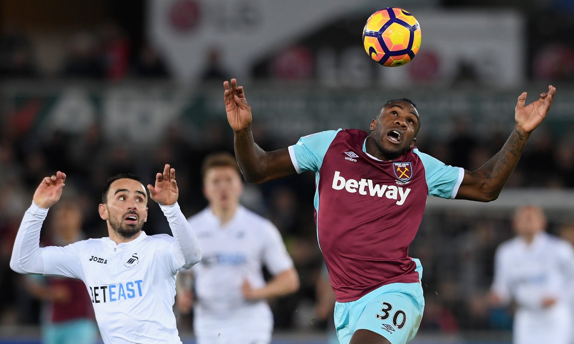 佳夫预计随队前往伦敦，若交易取得进展他或改道去纽卡斯尔.