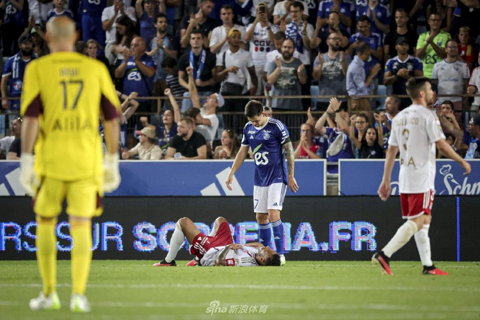 的舞台上 的舞台上