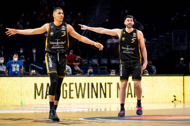 11名球员 11名球员