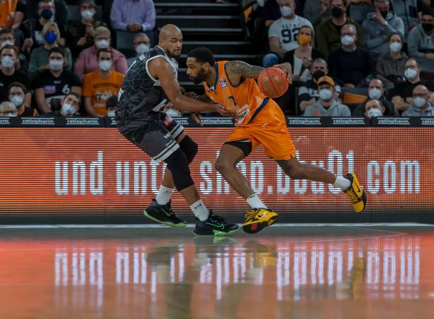 中起到了至 中起到了至