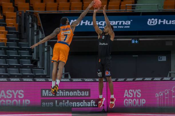 也反映了背 也反映了背